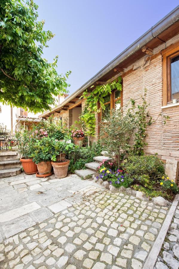 B&B Bone Novelle LʼAquila Extérieur photo